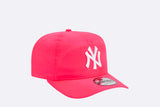 New Era Golfer New York Yankees Everyday Nylon Pink